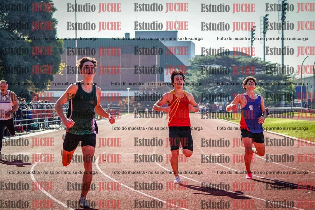 Fotos de los 200 m llanos de varones