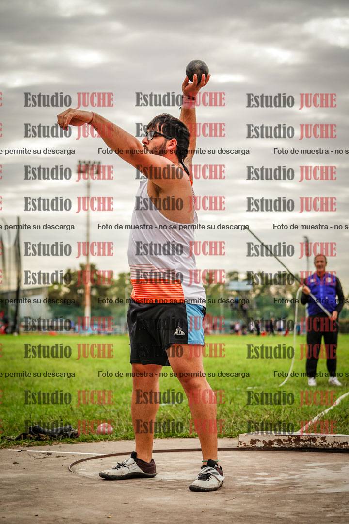 Fotos del lanzamiento de bala de varones