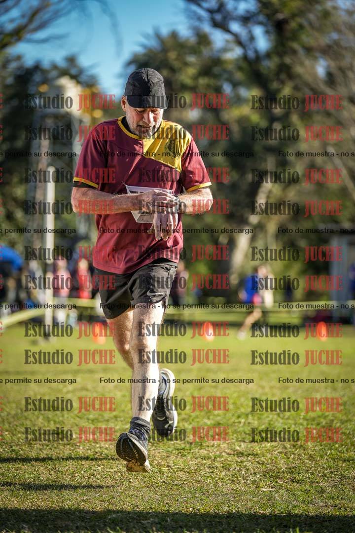 Fotos de la llegada del cross de 4000 m - varones