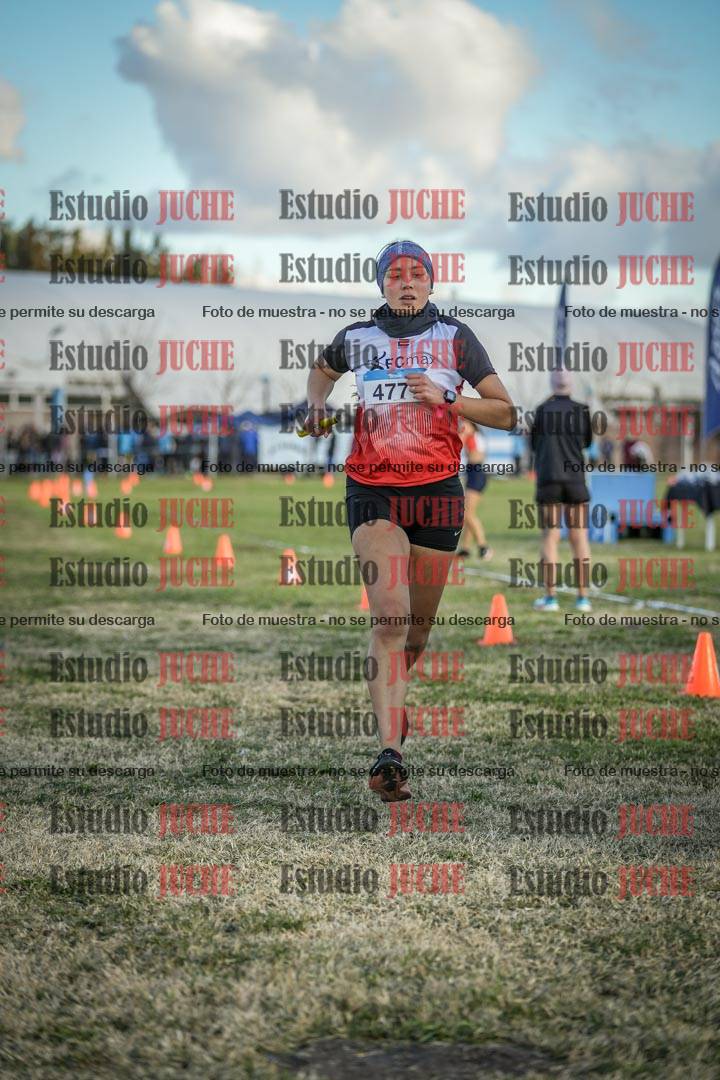 Fotos de la llegada de las postas 4 x 1000 m mixtas