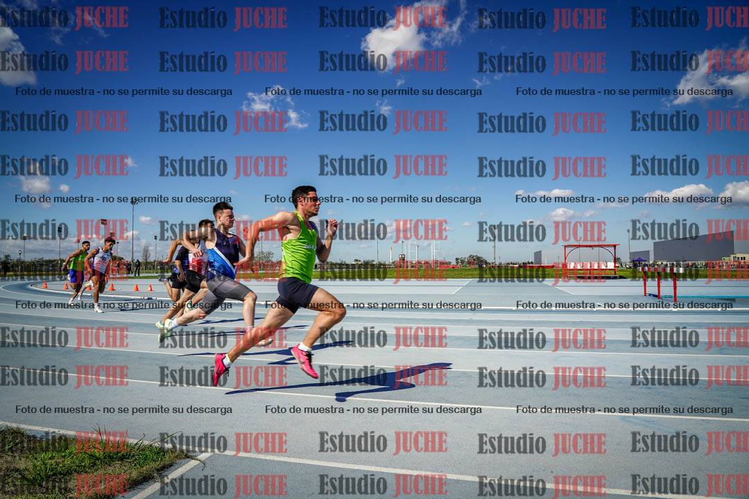 Fotos de los 200 m llanos de varones