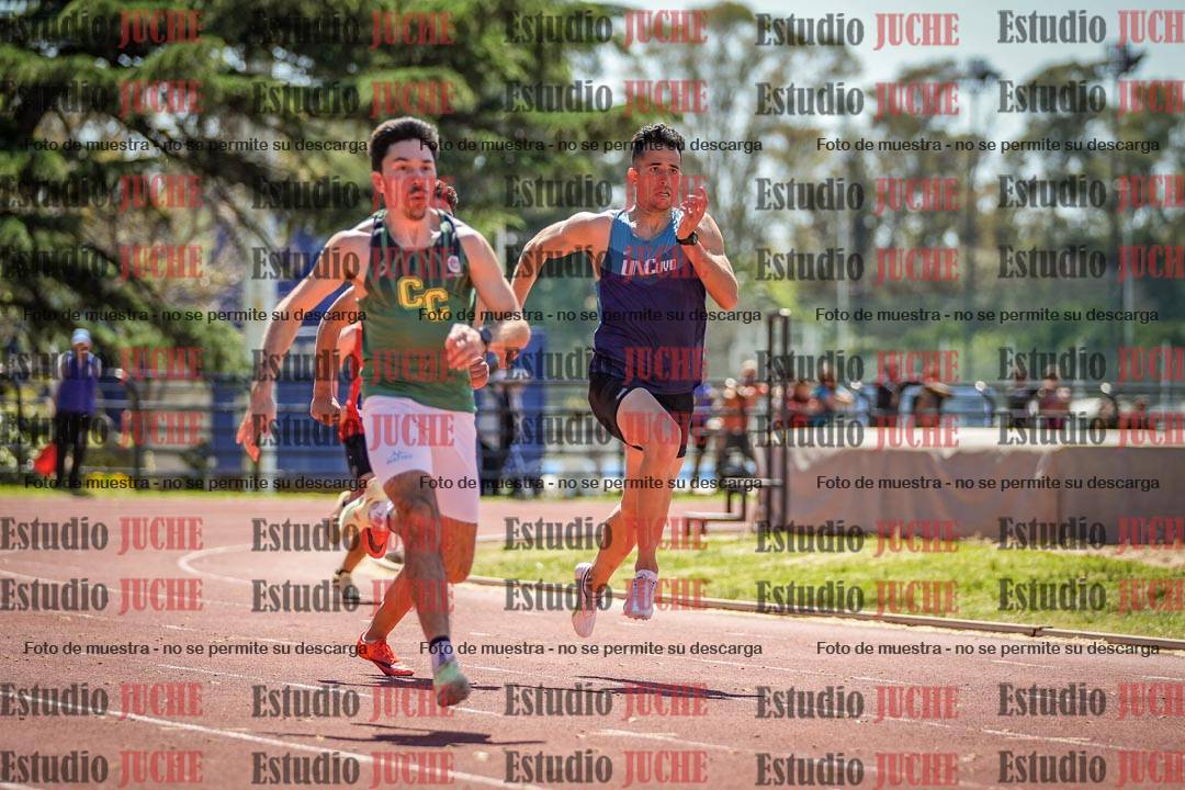 Fotos de los 200 m llanos de varones