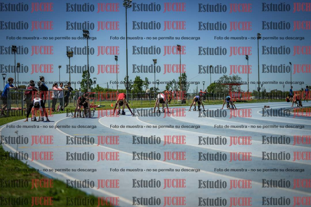 Fotos de los 200 m llanos de varones