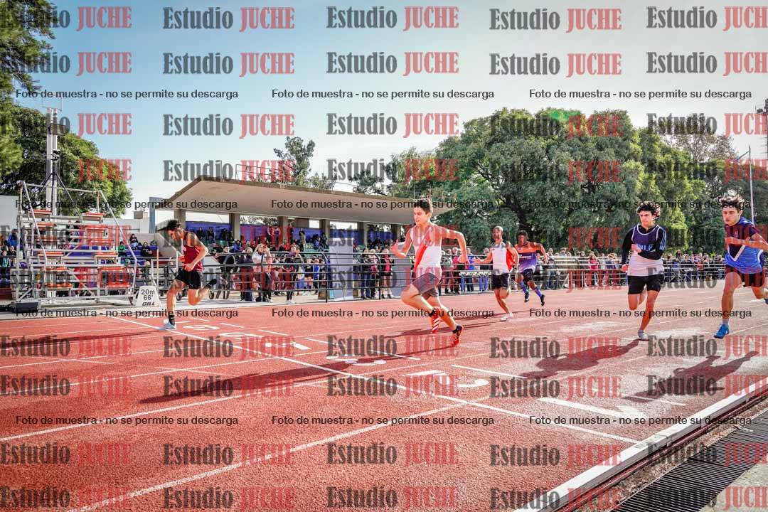 Fotos de los 100 m llanos de varones