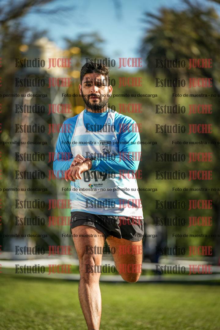 Fotos de la llegada del cross de 4000 m - varones