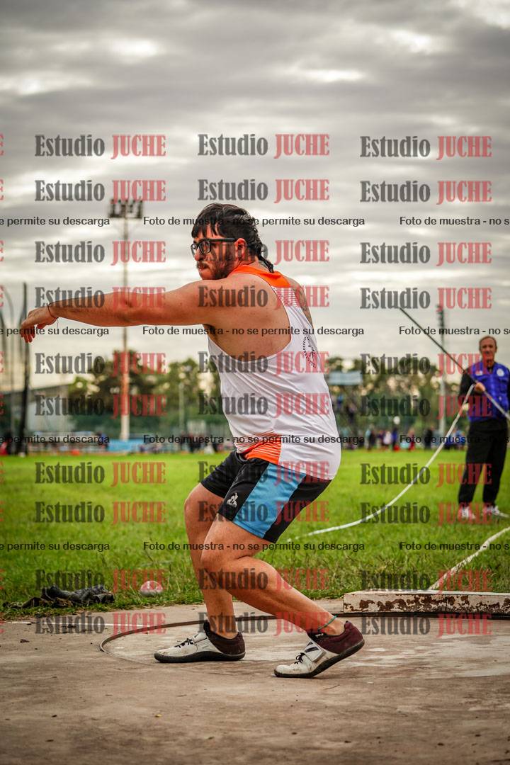Fotos del lanzamiento de bala de varones