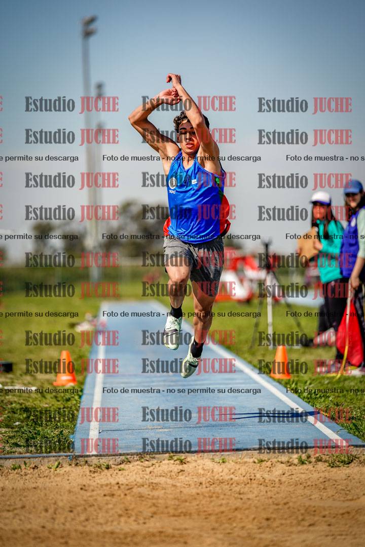 Fotos del salto triple de varones