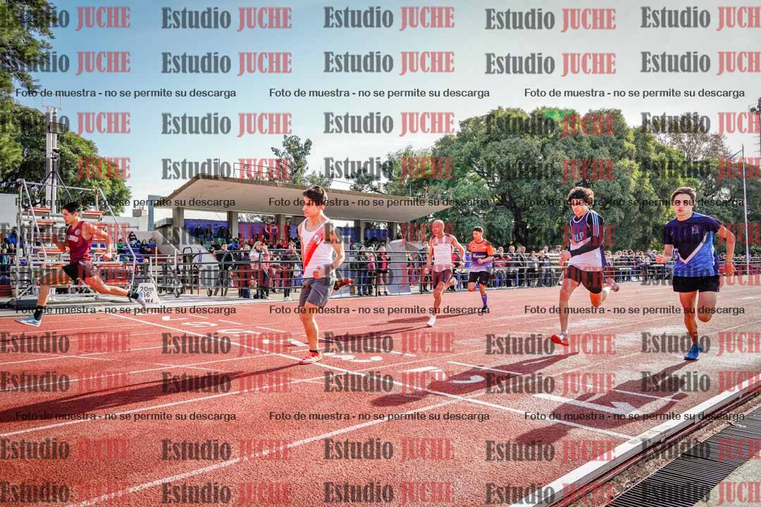 Fotos de los 100 m llanos de varones