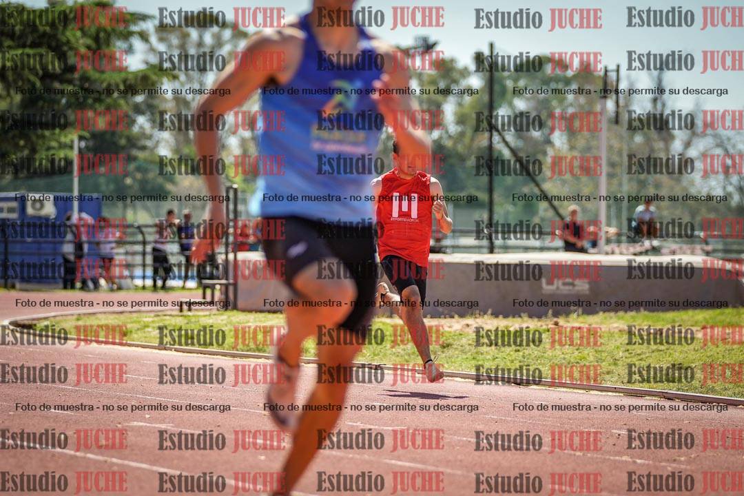 Fotos de los 200 m llanos de varones