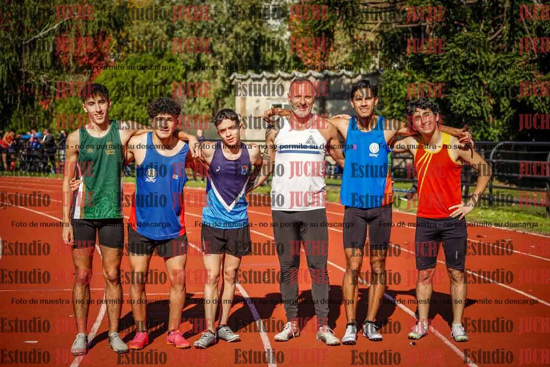 Fotos de los 200 m llanos de varones