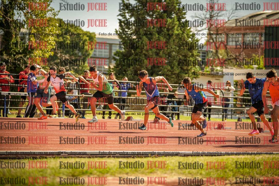 Fotos de los 100 m llanos de varones