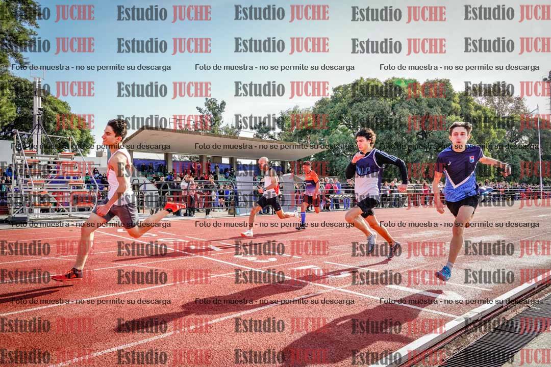 Fotos de los 100 m llanos de varones