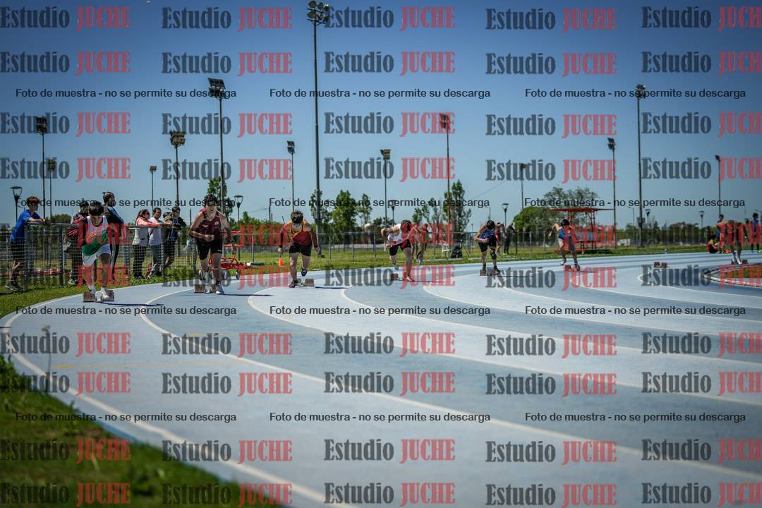 Fotos de los 200 m llanos de varones