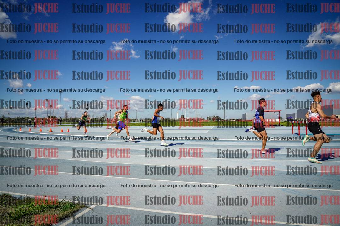 Fotos de los 200 m llanos de varones