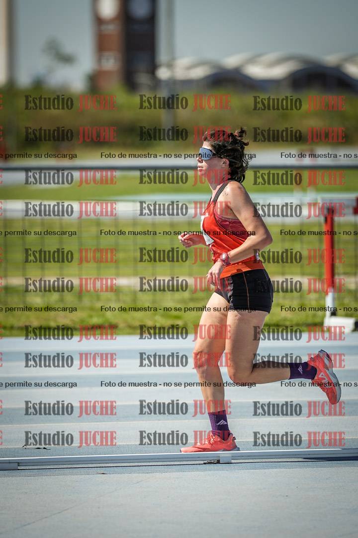 Fotos de los 5000 m de mujeres y varones - serie 2
