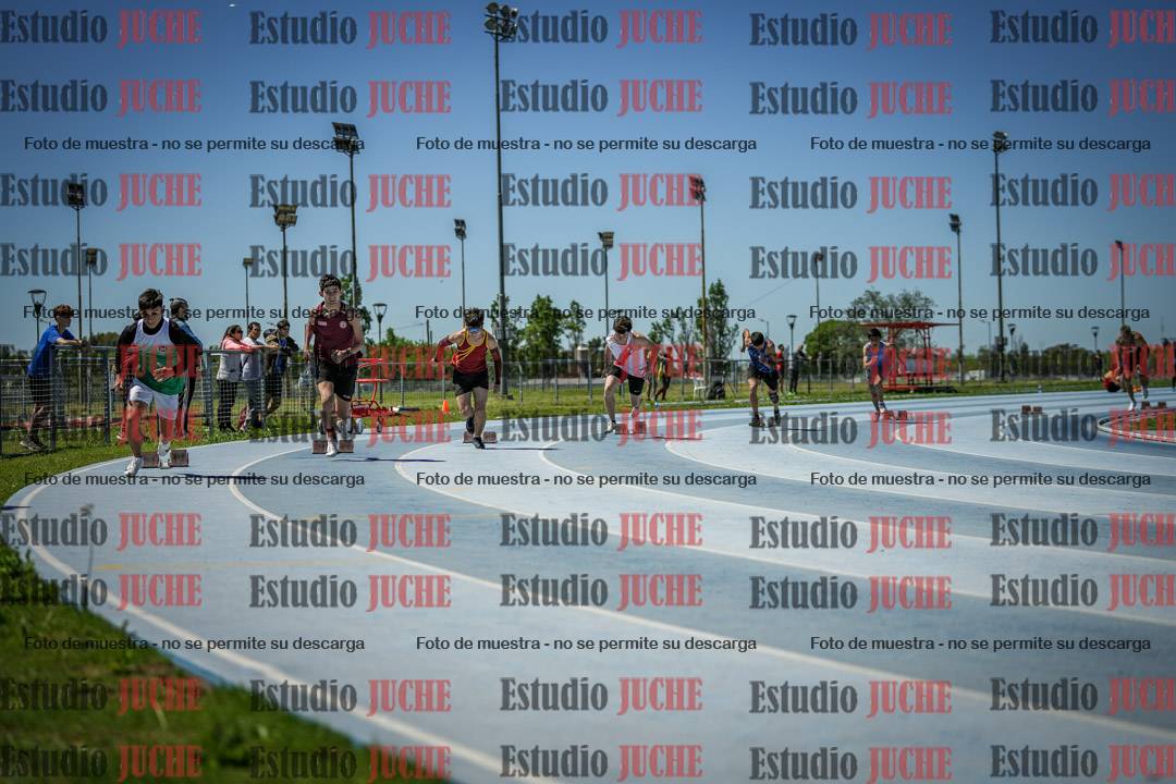 Fotos de los 200 m llanos de varones