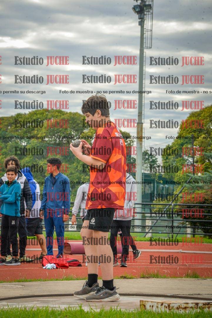 Fotos del lanzamiento de bala de varones