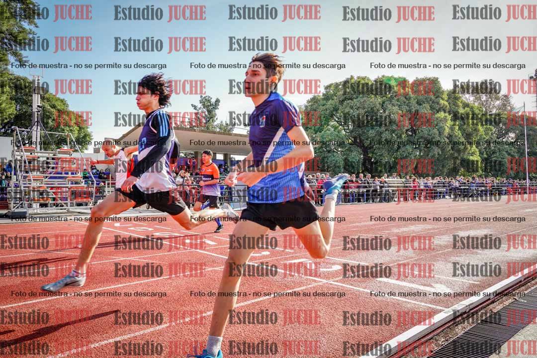Fotos de los 100 m llanos de varones