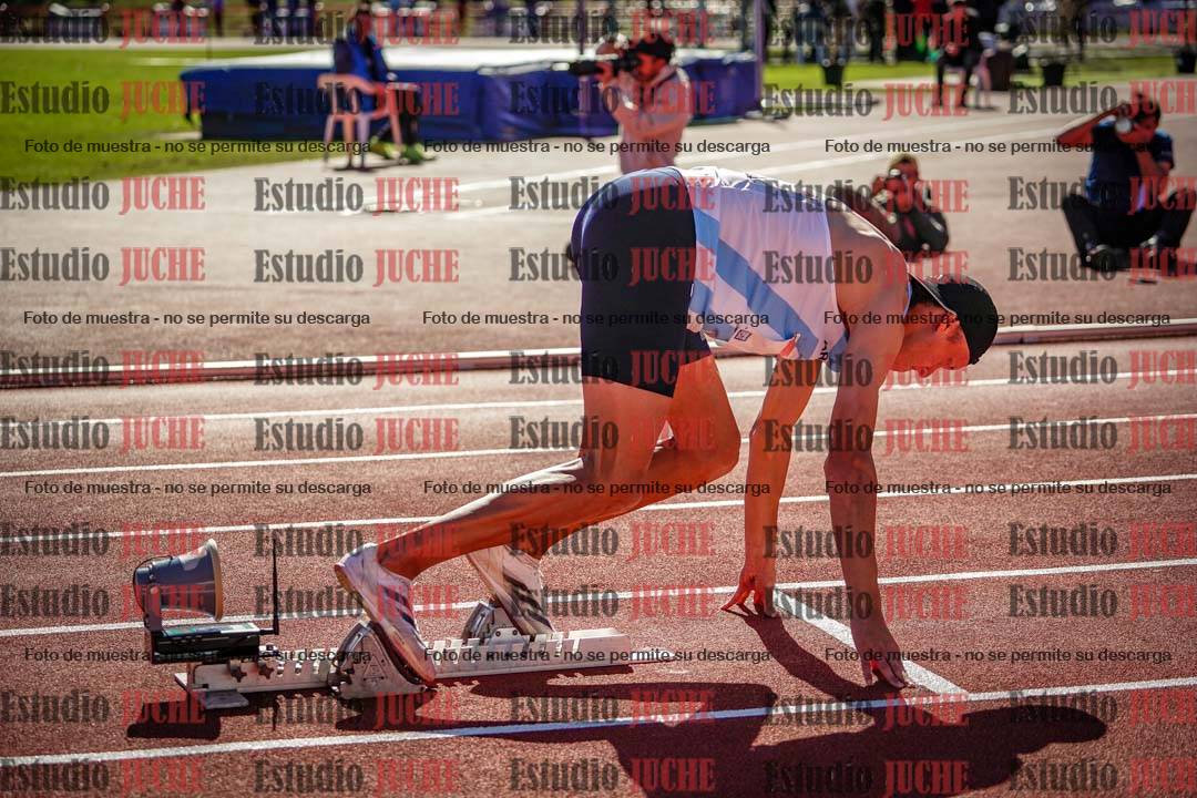 Fotos de los 400 m llanos de varones - FINAL