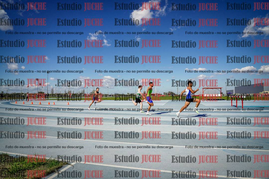 Fotos de los 200 m llanos de varones