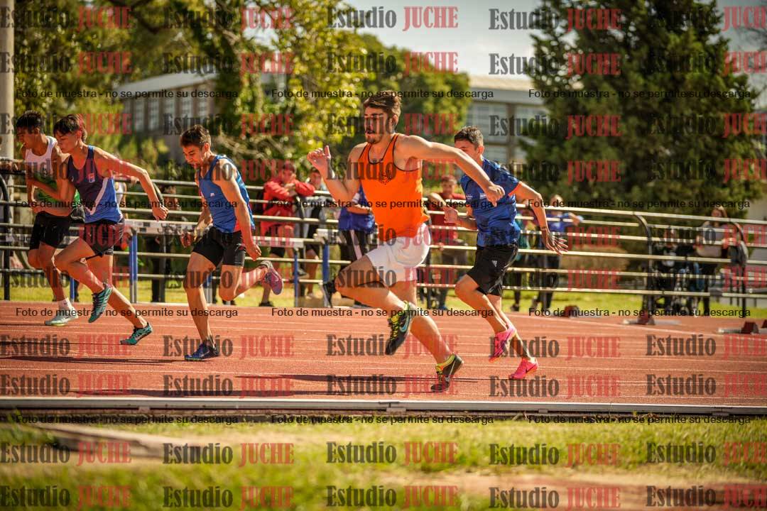 Fotos de los 100 m llanos de varones