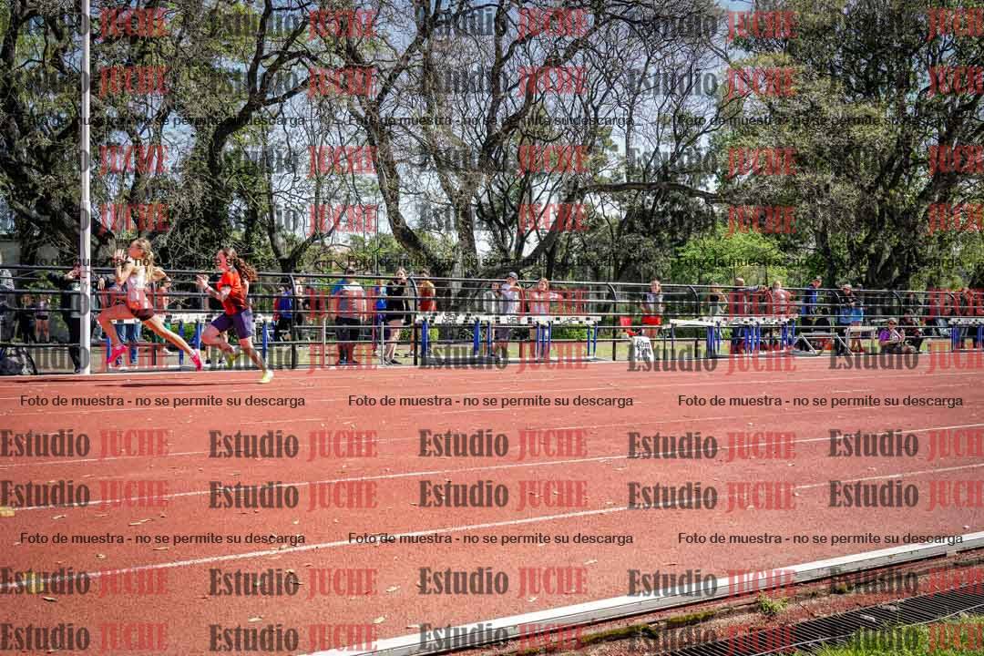 Fotos de los 80 m llanos de mujeres