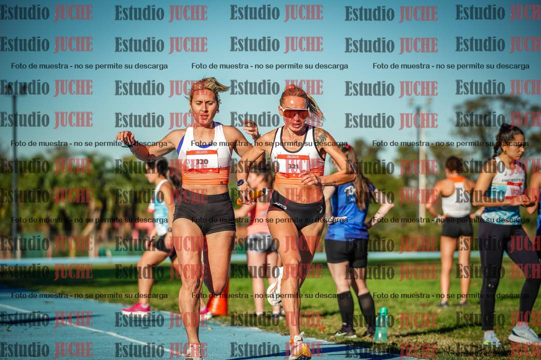 Fotos durante los relevos