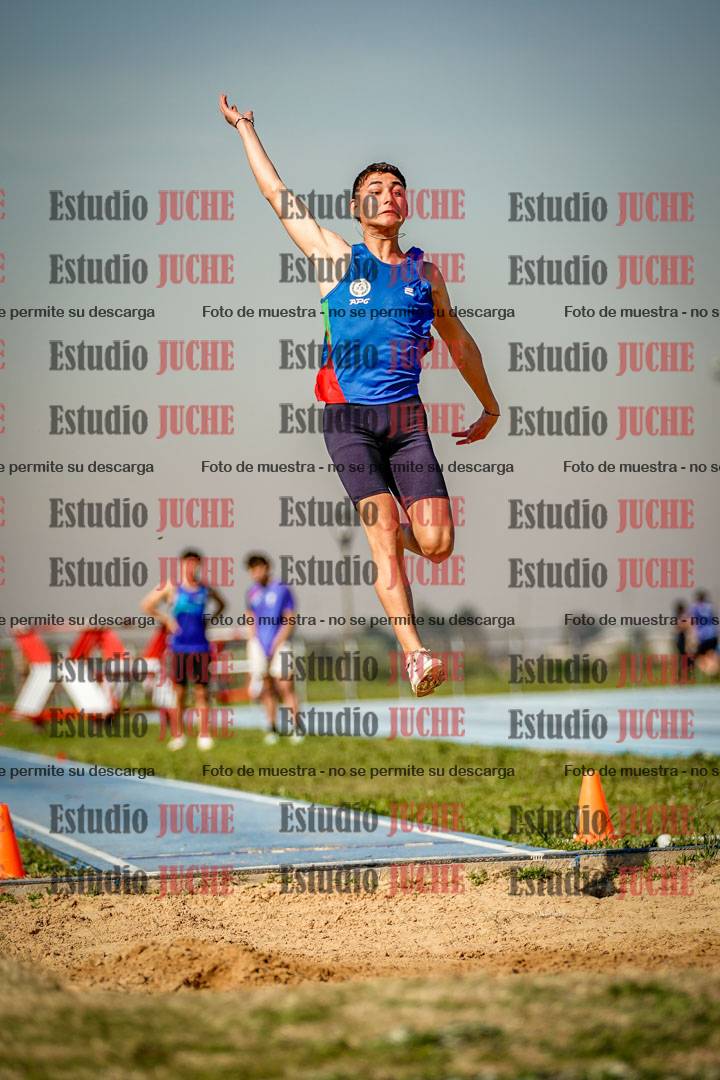 Fotos del salto en largo de varones