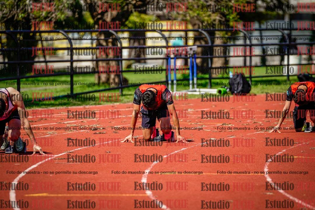 Fotos de los 200 m llanos de varones
