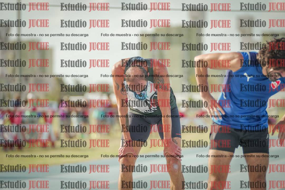 Fotos de los 400 m llanos de varones