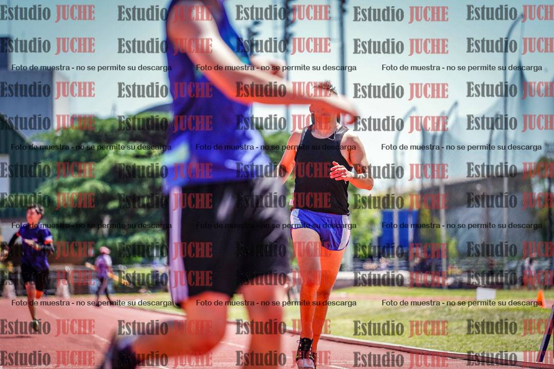 Fotos de los 200 m llanos de varones