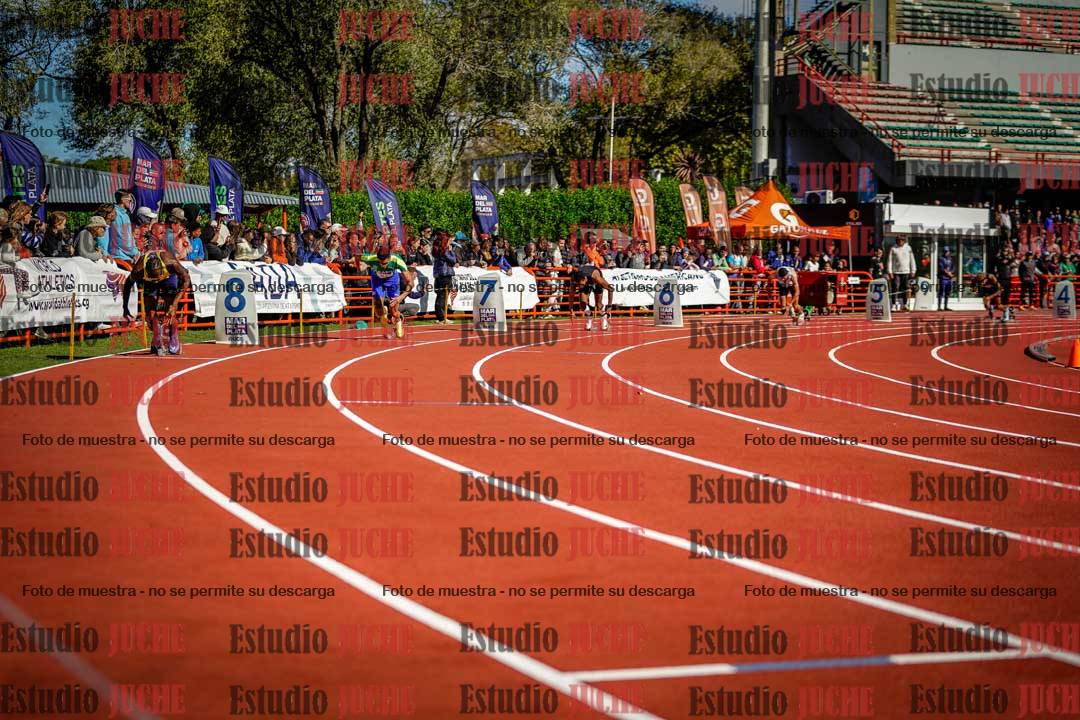 Fotos de los 400 m llanos de varones - FINAL