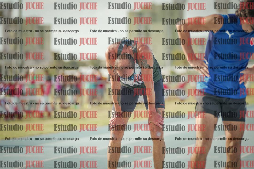 Fotos de los 400 m llanos de varones