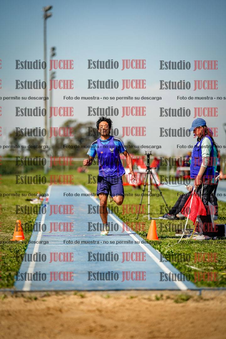 Fotos del salto triple de varones