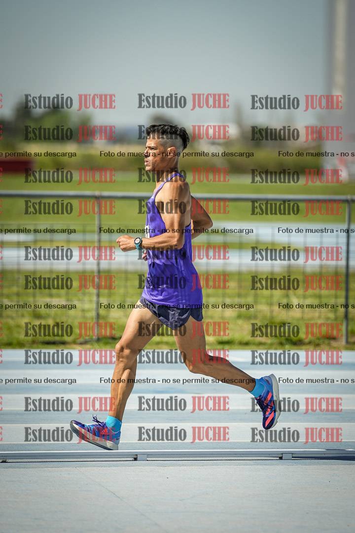Fotos de los 5000 m de mujeres y varones - serie 2