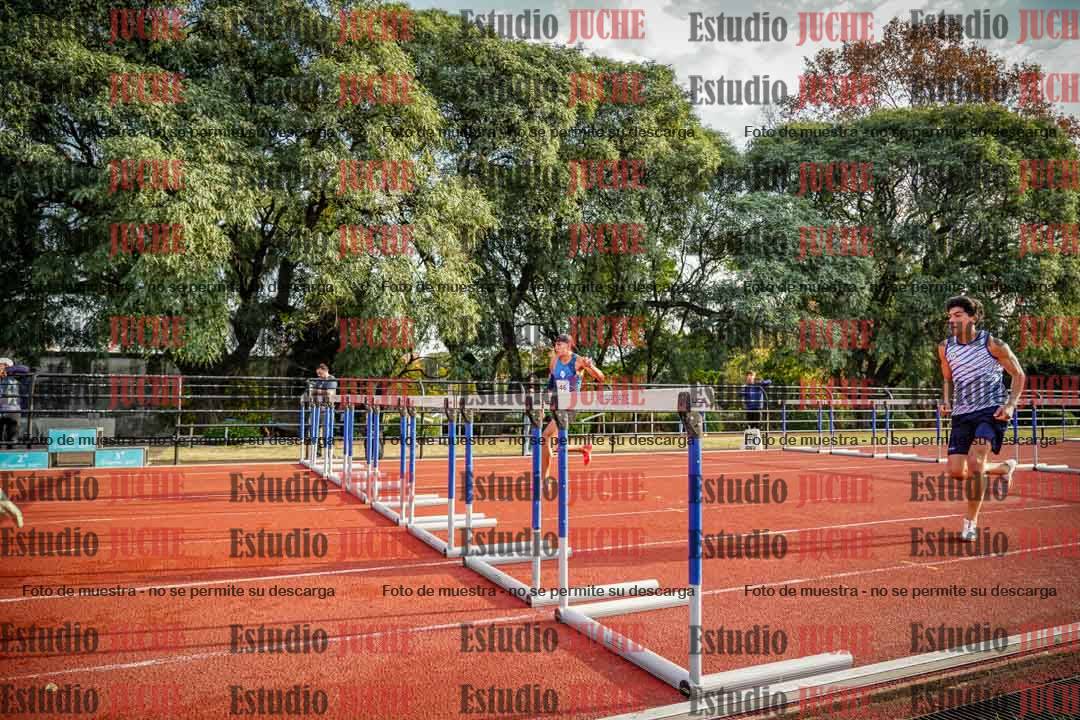 Fotos de los 110 m con vallas de varones - decatlón 6