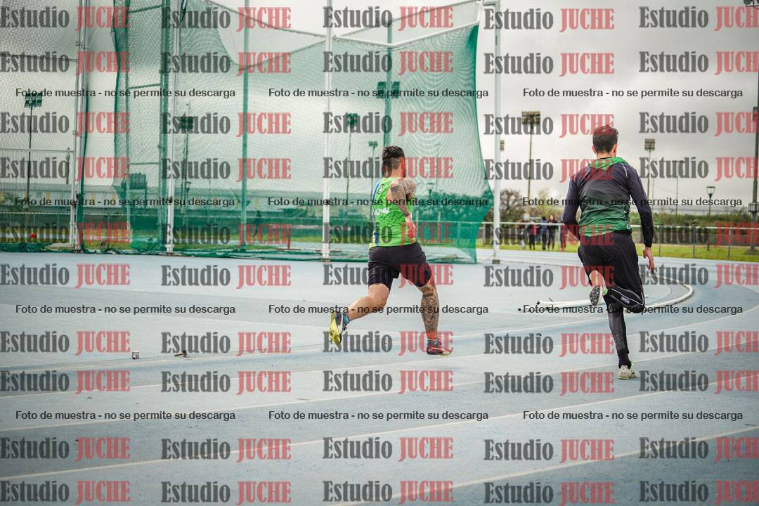Fotos de los 400 m llanos de varones