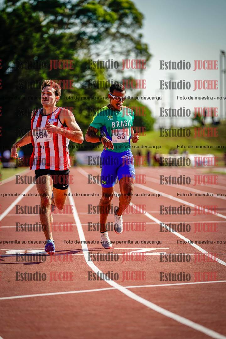 Fotos de los 400 m llanos de varones