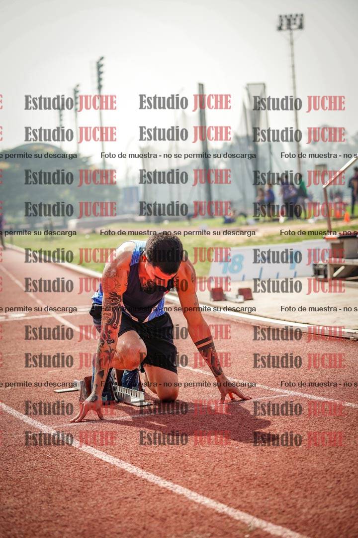 Fotos de los 400 m con vallas de varones
