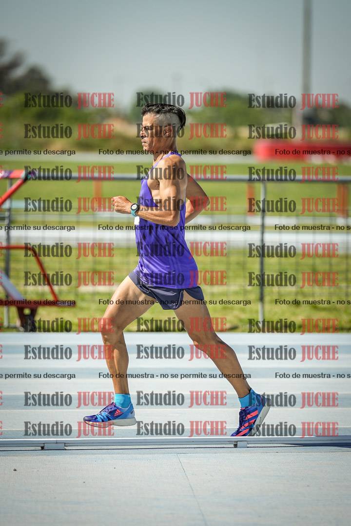 Fotos de los 5000 m de mujeres y varones - serie 2