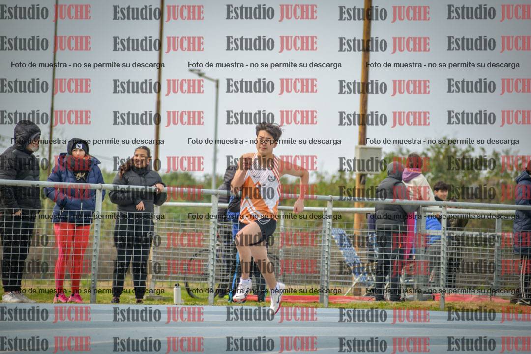 Fotos de los 400 m llanos de varones