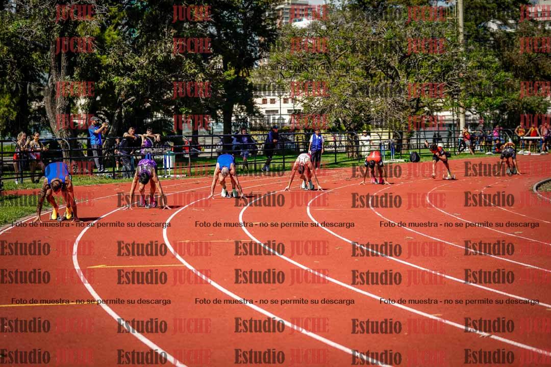 Fotos de los 200 m llanos de varones
