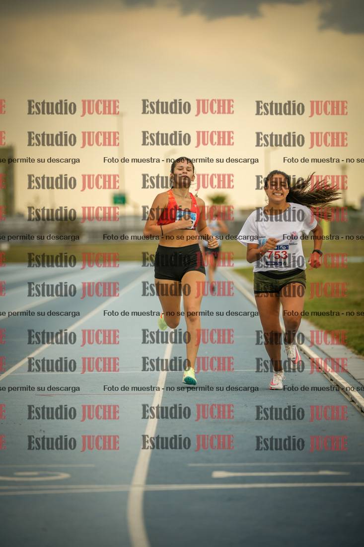 Fotos de los 600 m llanos de mujeres