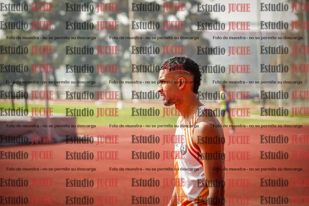 Fotos de los 400 m con vallas de varones