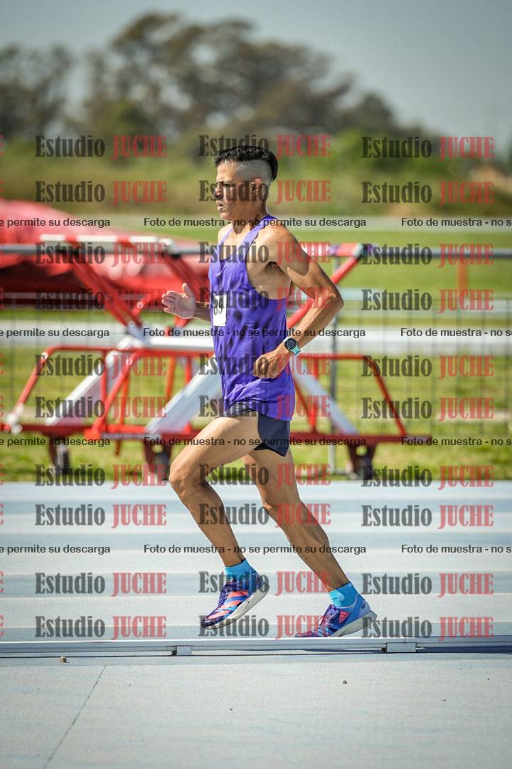 Fotos de los 5000 m de mujeres y varones - serie 2