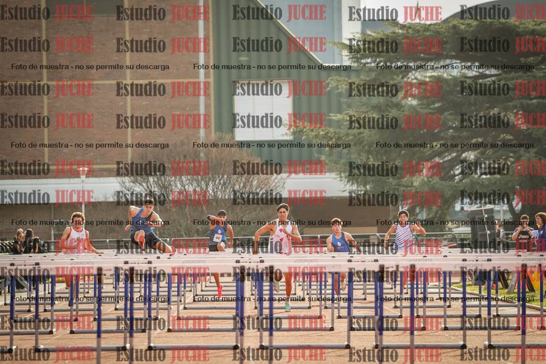Fotos de los 110 m con vallas de varones - decatlón 6