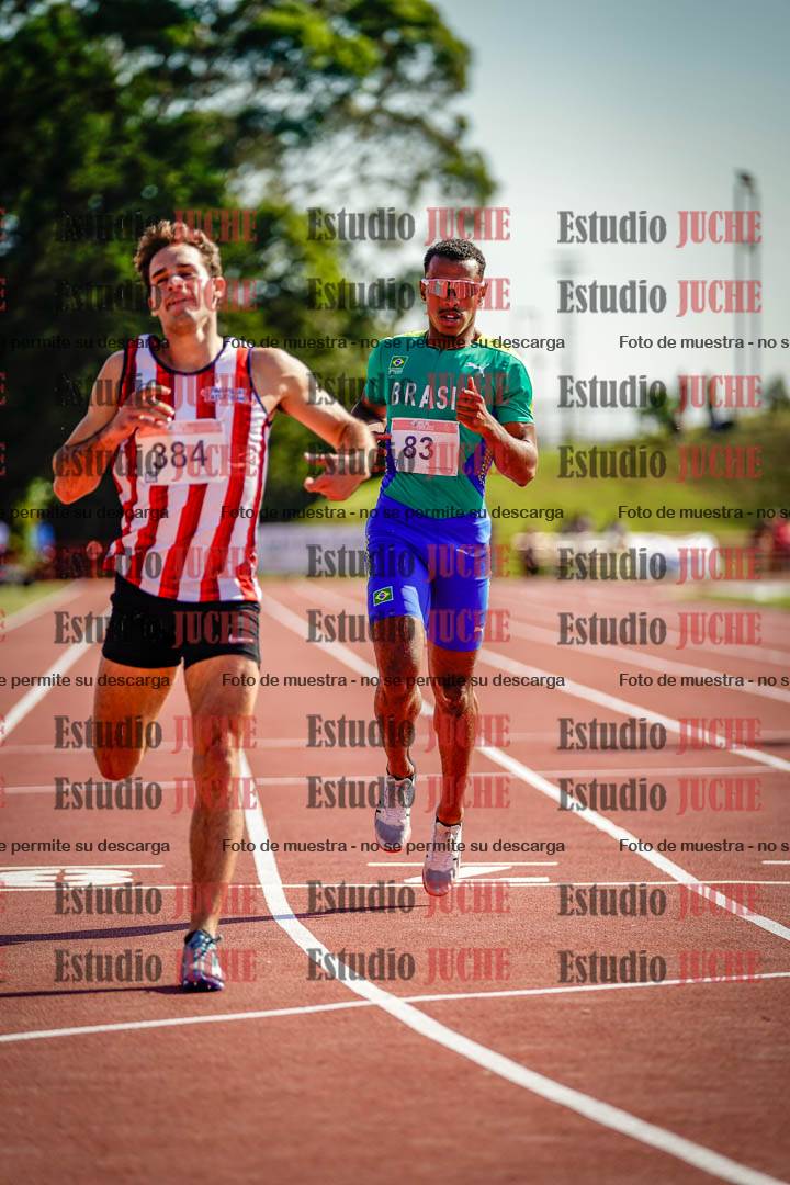 Fotos de los 400 m llanos de varones