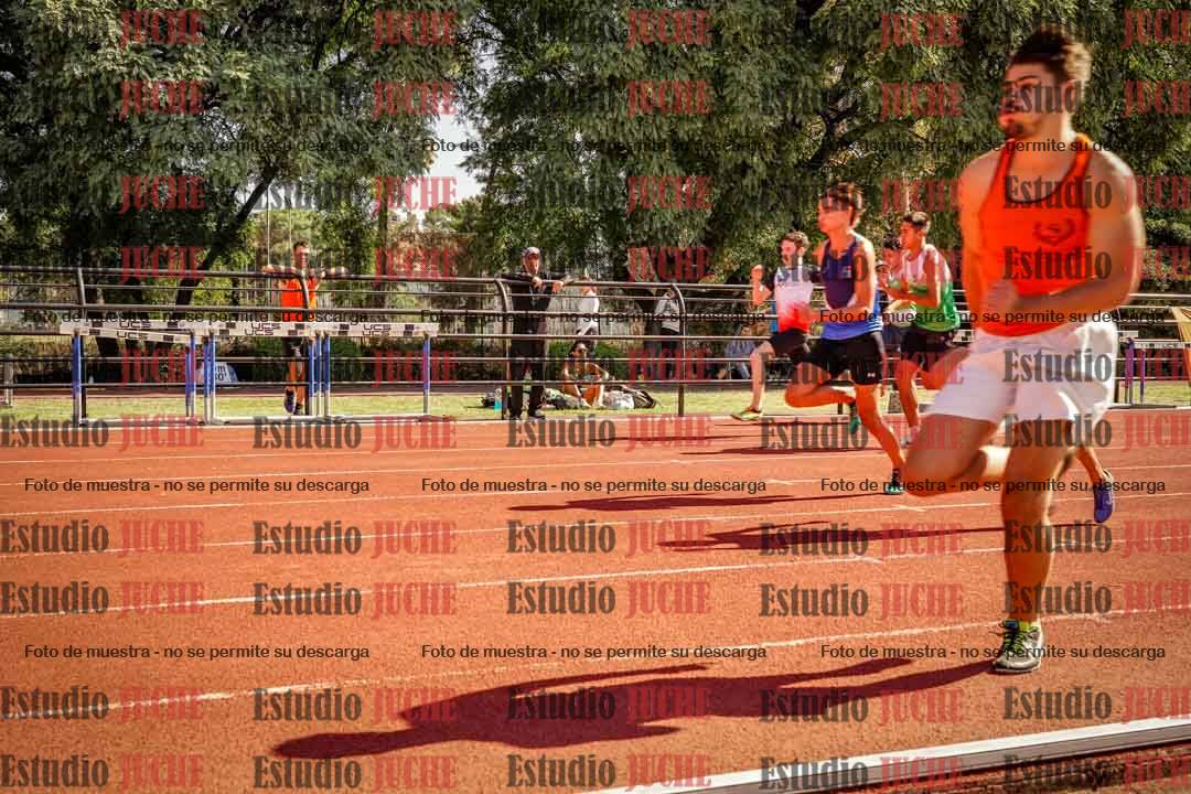 Fotos de los 100 m llanos de varones