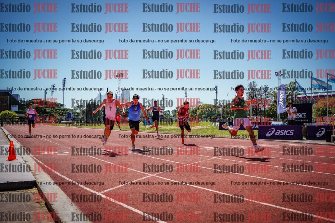 Fotos de los 200 m llanos de varones