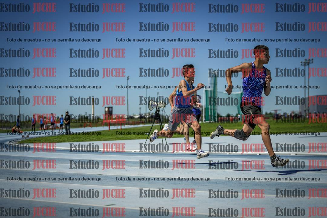 Fotos de los 200 m llanos de varones